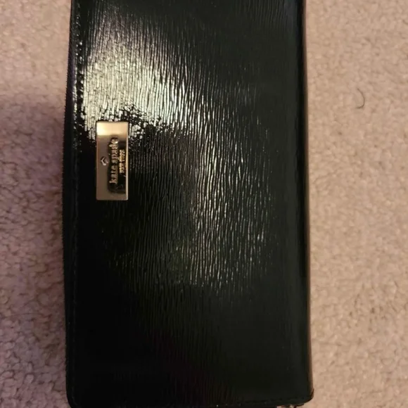 Wallet - Picture 2 of 3